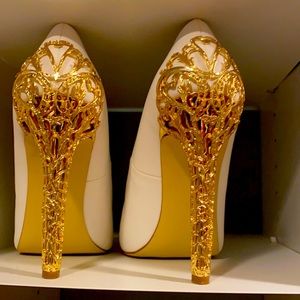 White and metallic high heels